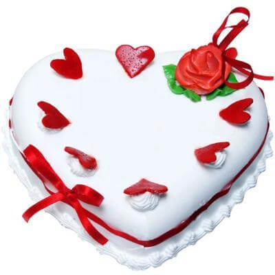 Heart Shaped Valentine's Day Cake