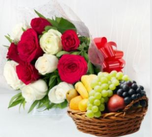 order delicious fruits and flowers combo online